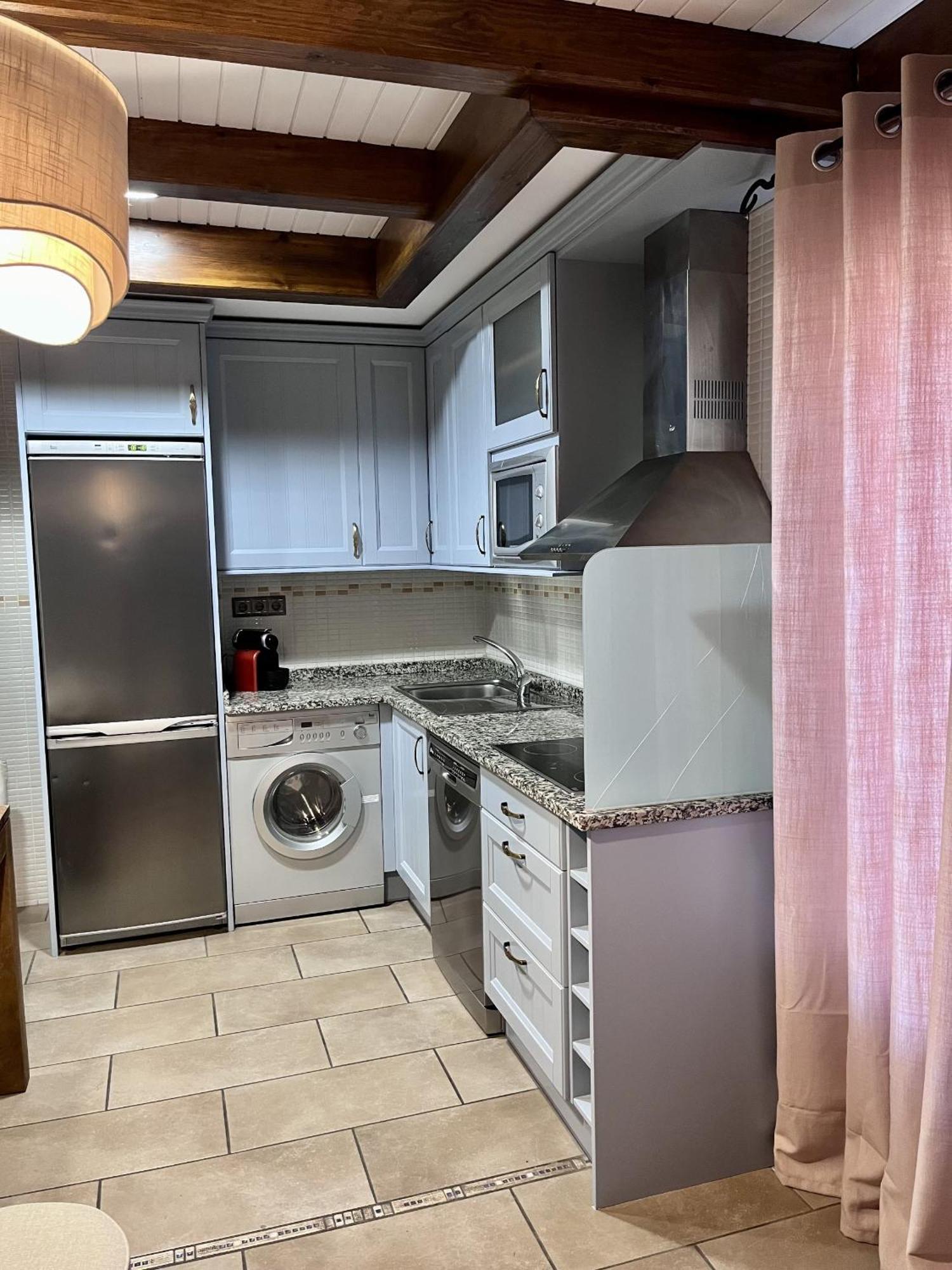 Apartamentos Blasco ตรามาคาสติลญา เด เตนา ภายนอก รูปภาพ